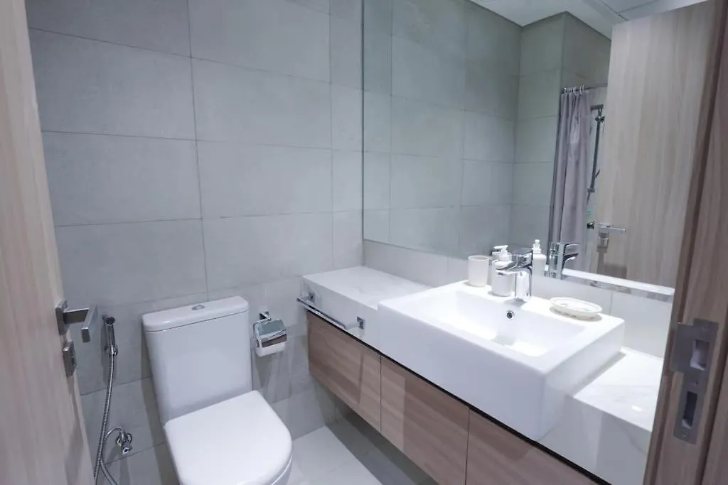 Incredible Studio In Azizi Riviera Dubai