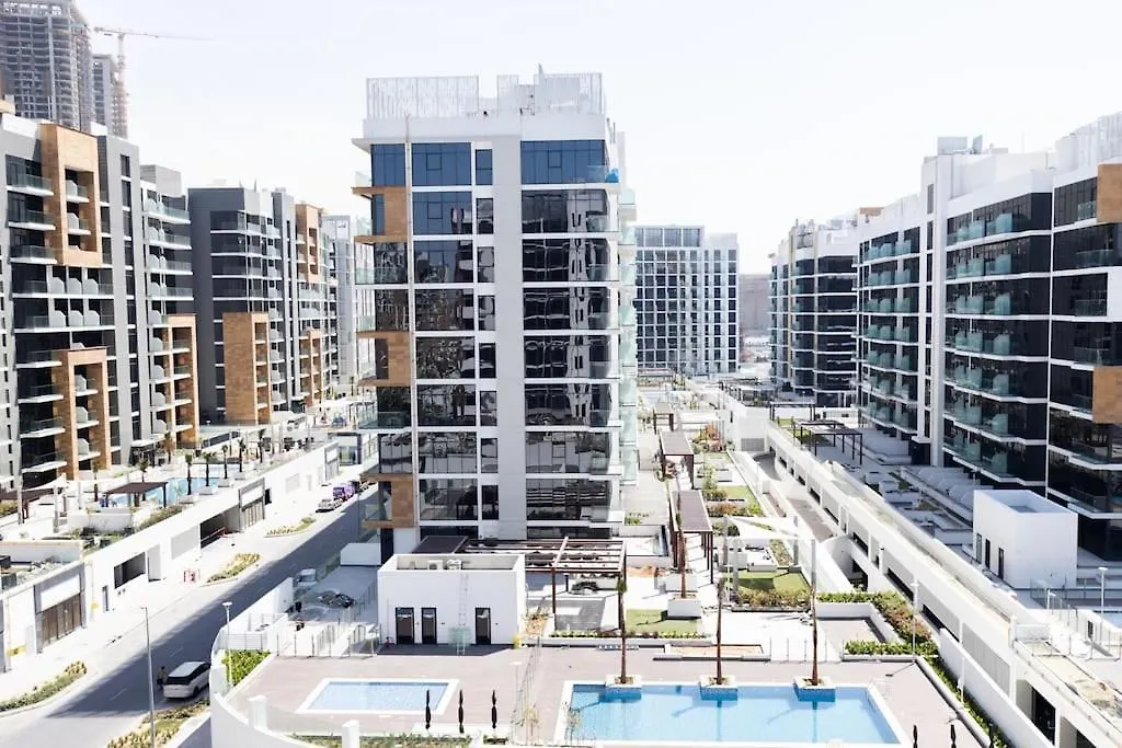 Lägenhet Incredible Studio In Azizi Riviera Dubai